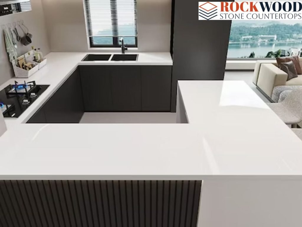 Granite vs Quartz: Which is Better for Busy Family Kitchens?